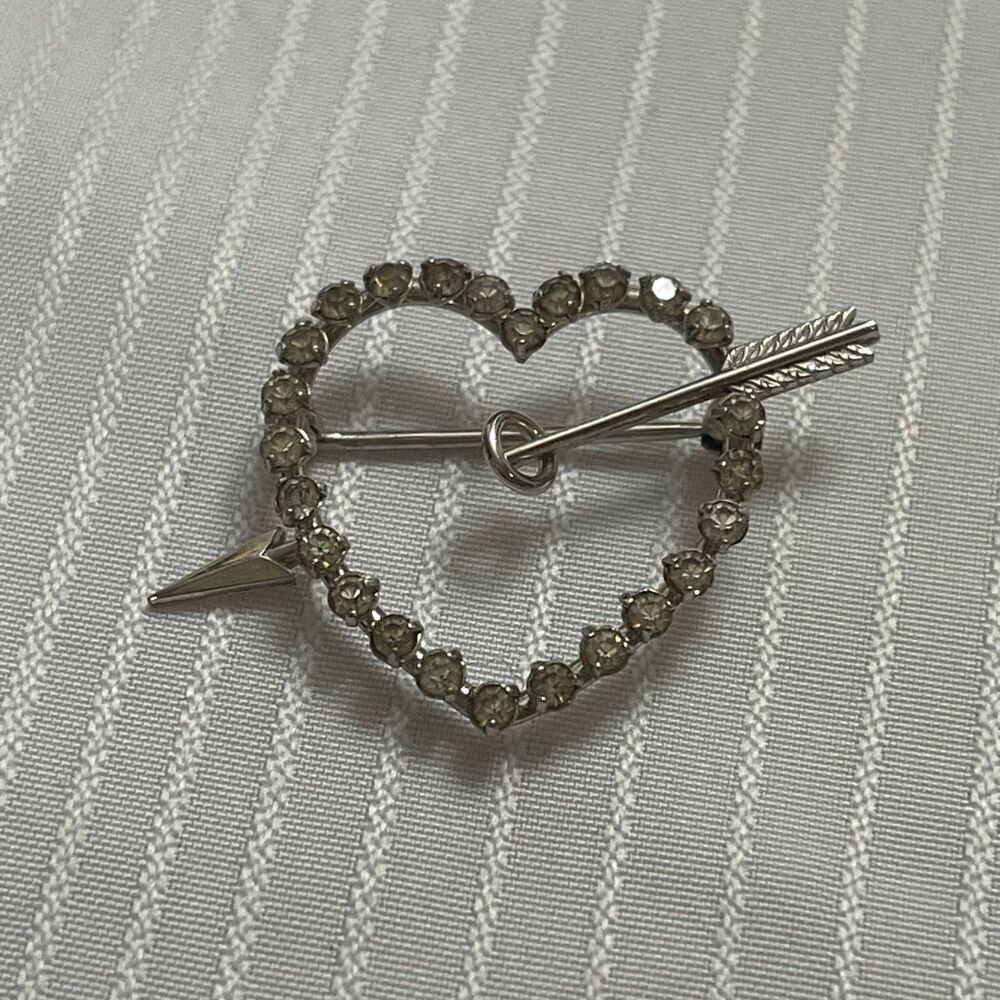 Krementz Silver Rhinestone Heart Brooch Pin Signed